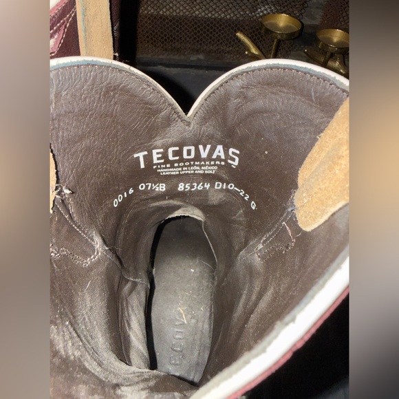 Tecovas Jolene Almond & Wine Bovine Cowboy Boots